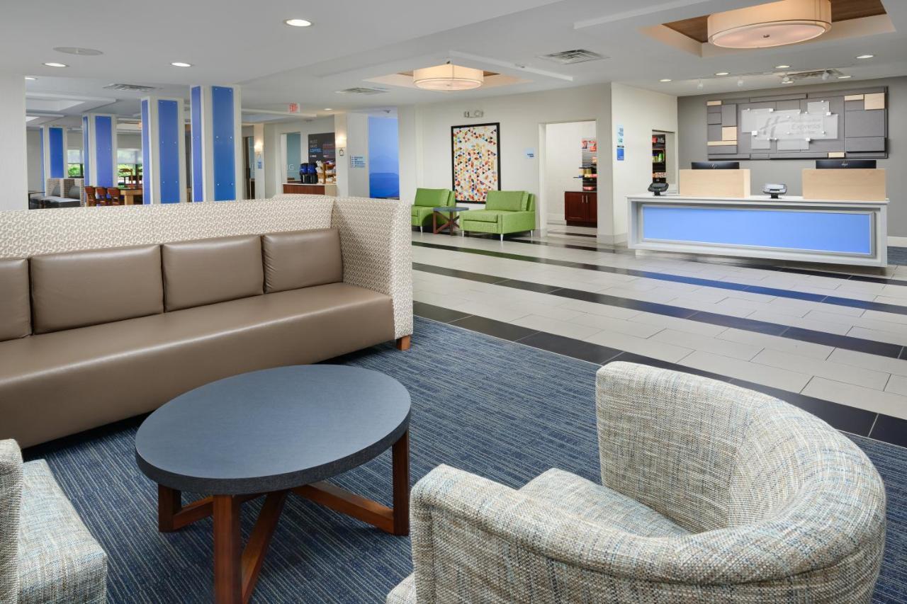 Holiday Inn Express - Tullahoma By Ihg Εξωτερικό φωτογραφία